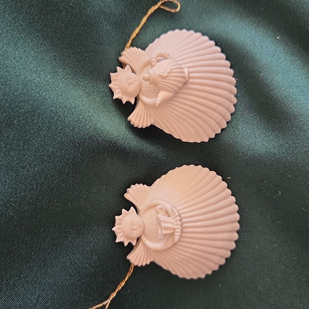 Miniture Tea For Two Ornament/Figurine 1997. Made in the USA.